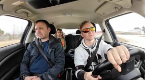 Enseña a conducir a tu hijo